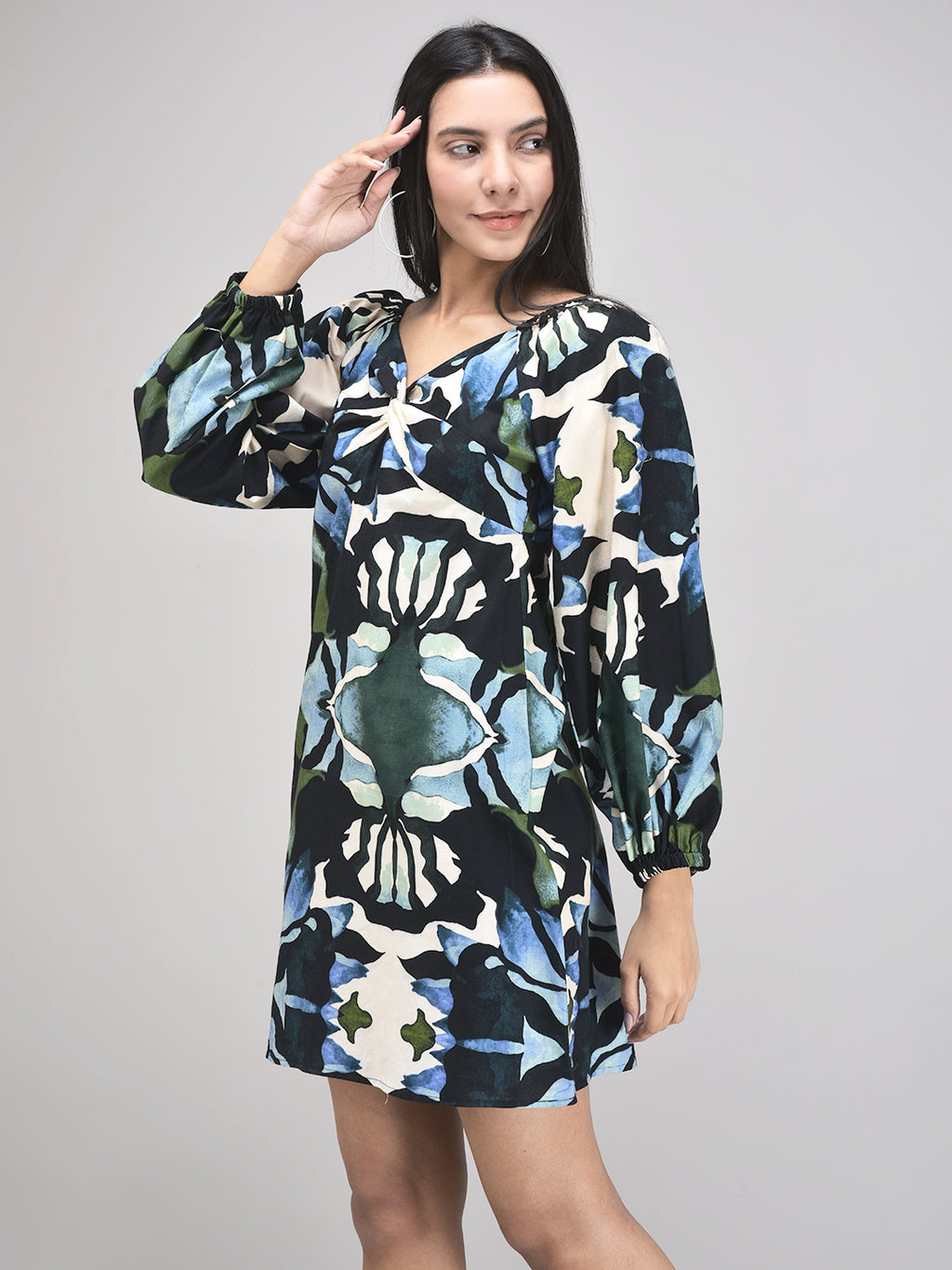 Blue abstract summer dress with puff sleeves
